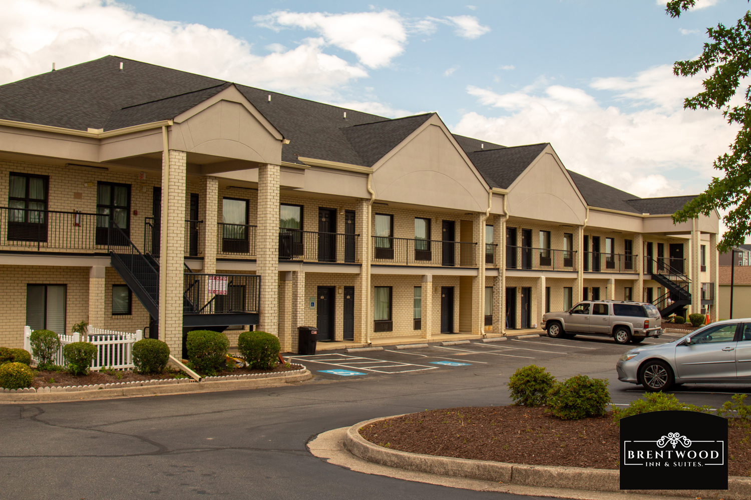 Attractive Hotel Exterior